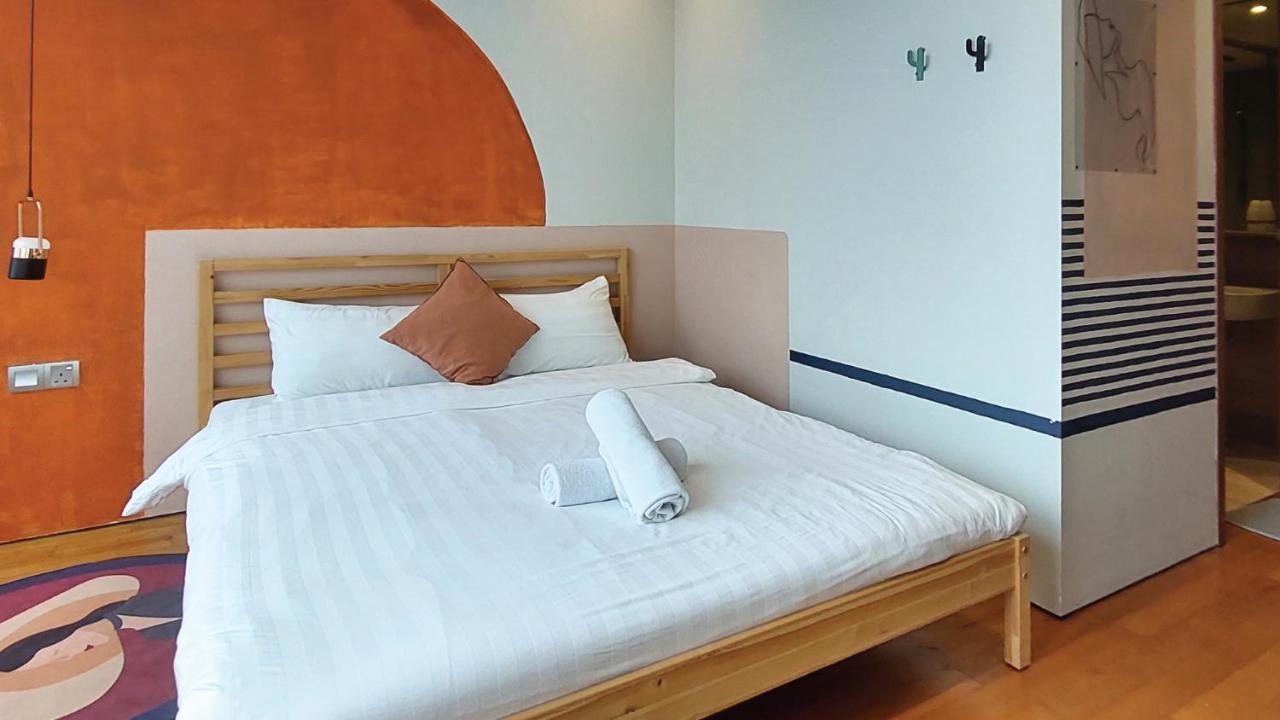 Private Room At Sky Suites Klcc By Irent365 Kuala Lumpur Exterior foto